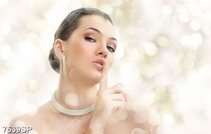 Tranh gương mặt đẹp SP7539