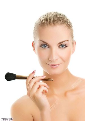 Tranh gương mặt đẹp không tì vết