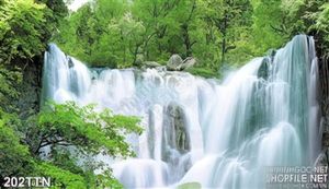 Tranh thác nước phong thủy
