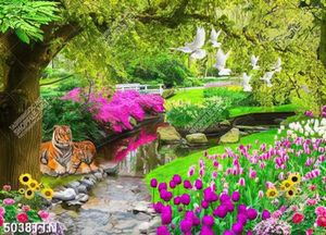 Tranh dán tường hoa tulip và hổ bên hồ nước in kính