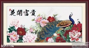 Tranh thư pháp hoa mẫu đơn và chim công