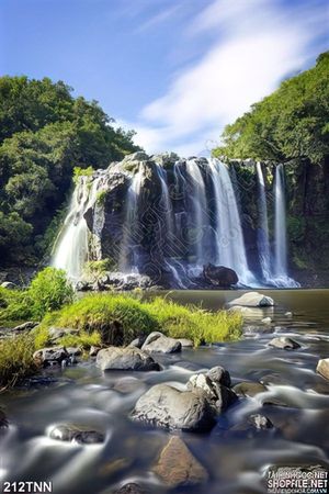 Tranh thiên nhiên thác nước đẹp trang trí