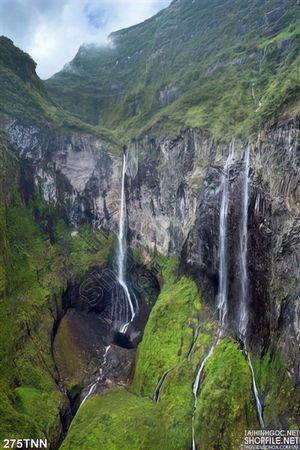 Tranh thiên nhiên dãy núi đẹp độc đáo