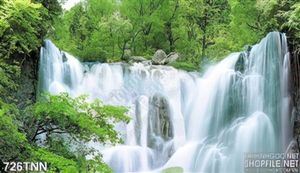 Tranh thác nước treo tường độc đáo