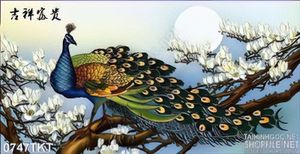Tranh kim tiền chim công và hoa